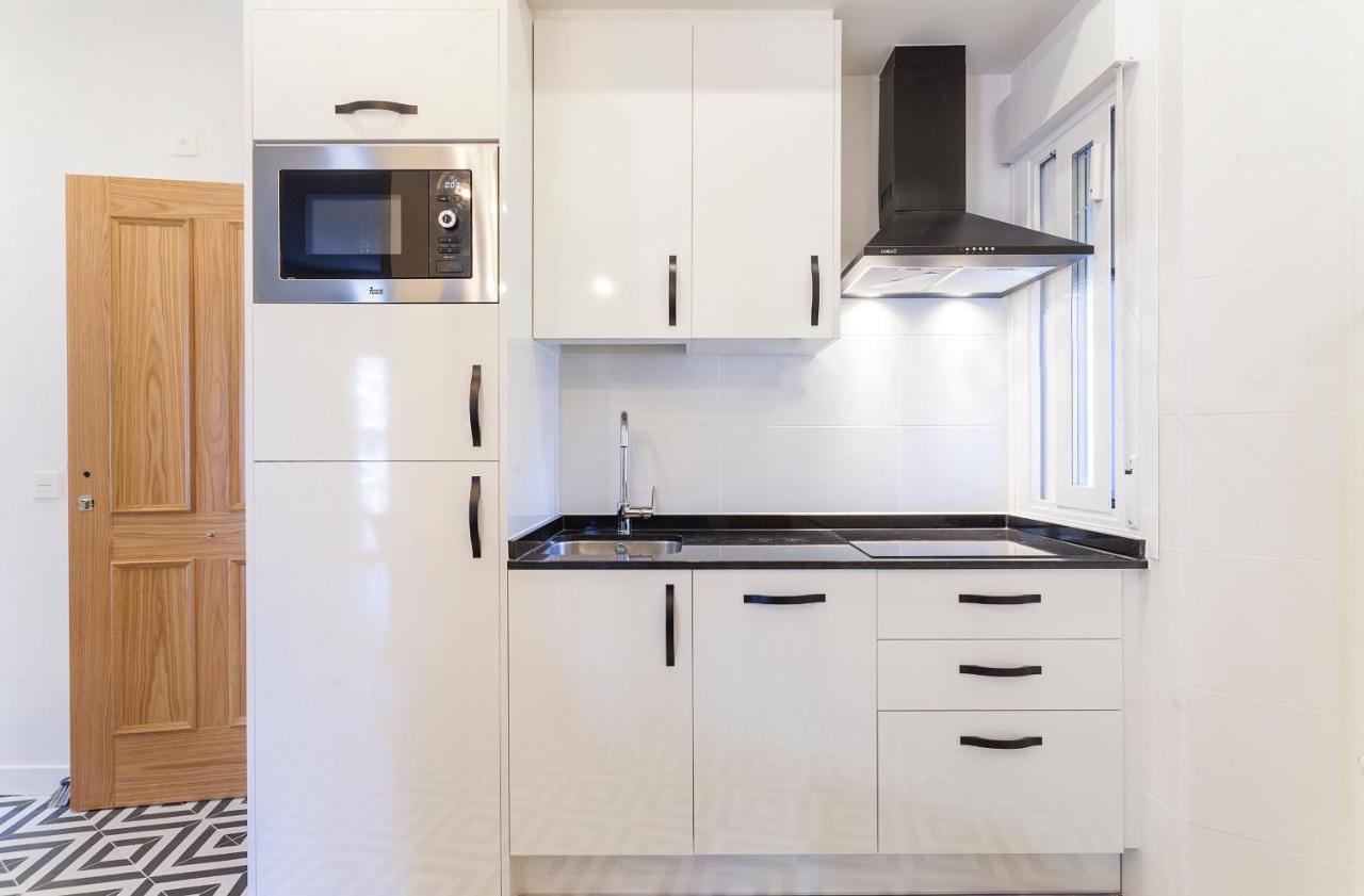 Ferienwohnung Rio Plaza En Madrid Exterior foto